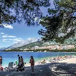 Semesterbostad Amazing In Kastel Stafilic