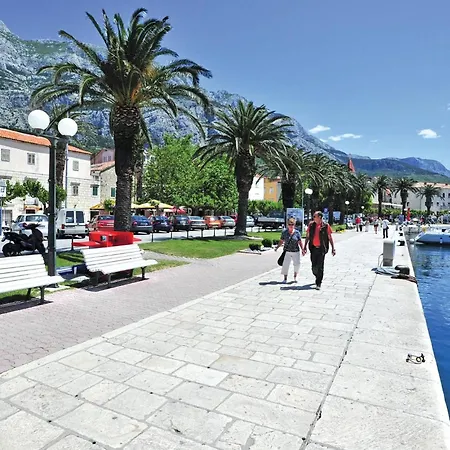 Holiday home Awesome In Kastel Stafilic With Wifi Kastela