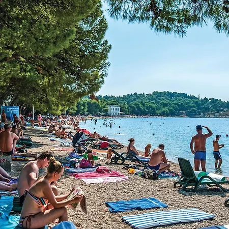 Luxurious In Kastel Stafilic Kaštela